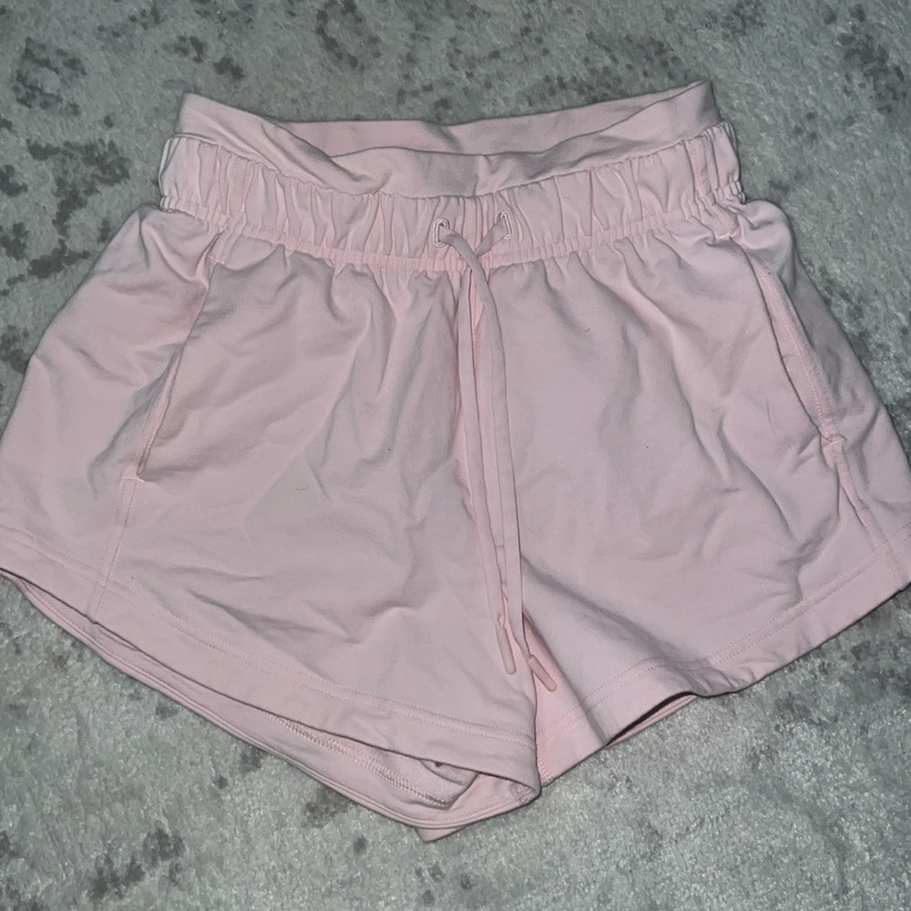 LULULEMON INNER GLOW 3” SHORTS